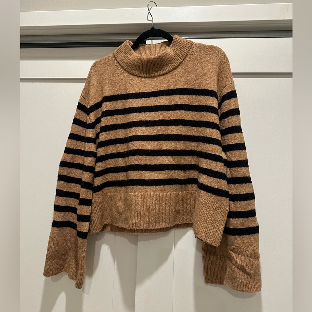 J Crew Chunky Crew Neck Sweater